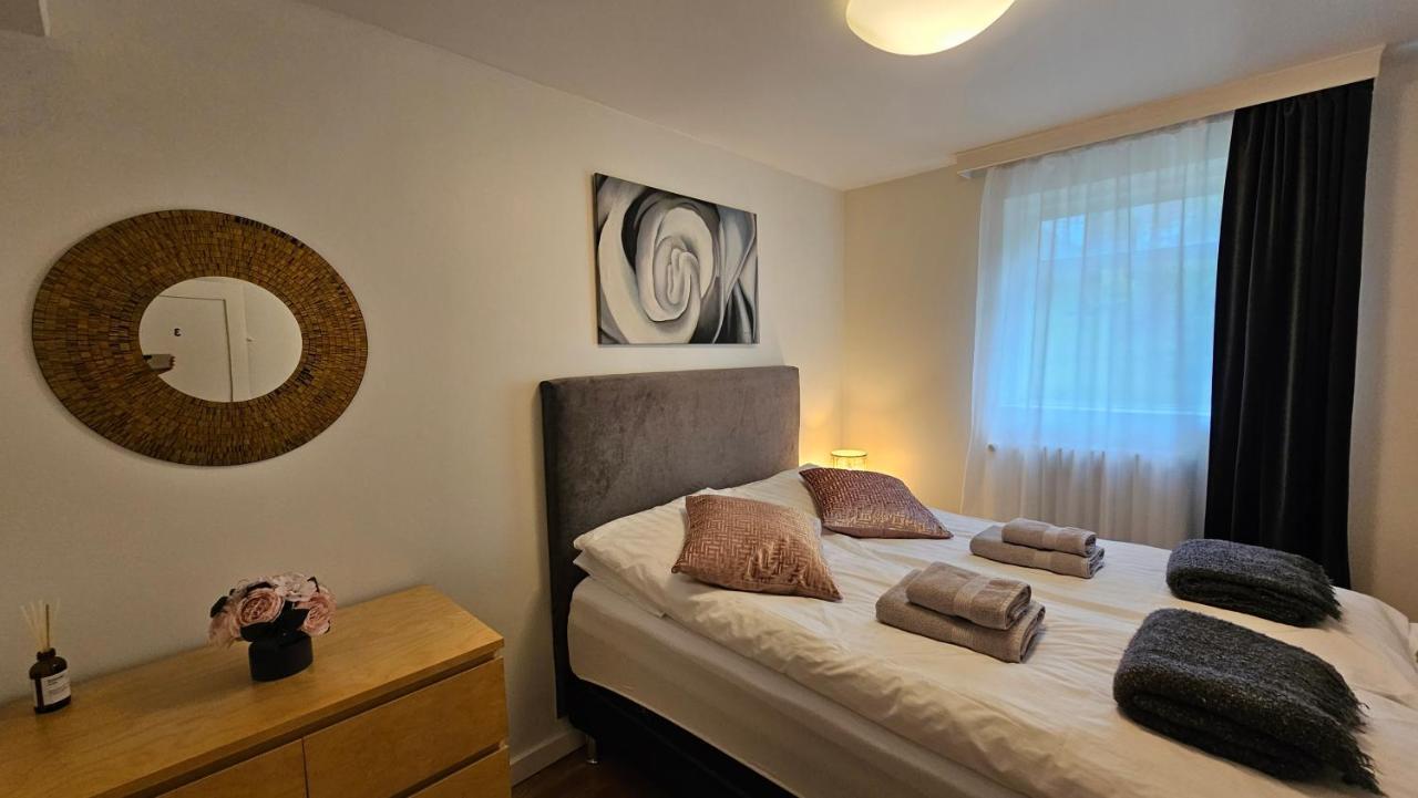 B&B Rooms Husavik 3 מראה חיצוני תמונה